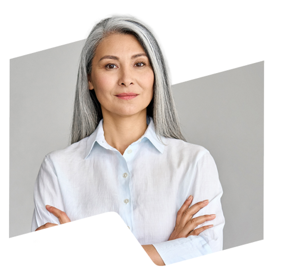 Photo of a National Bank expert inspiring success thanks to the many services offered  