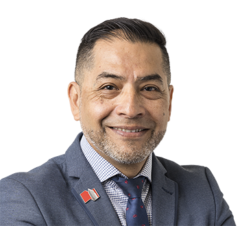 Patricio Saraguro, Financial Planner
