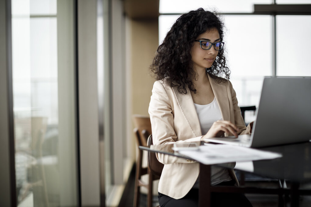 Employee verifying their pension plan online