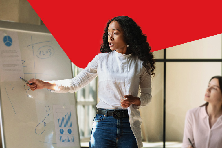 Photo of person taking advantage of National Bank’s offer for public service workers