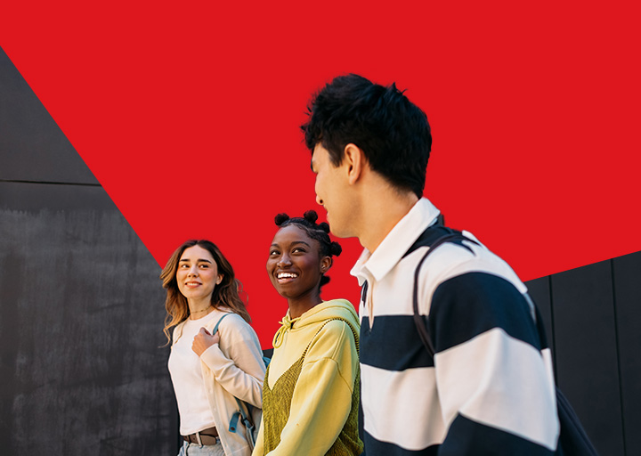 Photo of three young people happy to benefit from National Bank’s offers for students